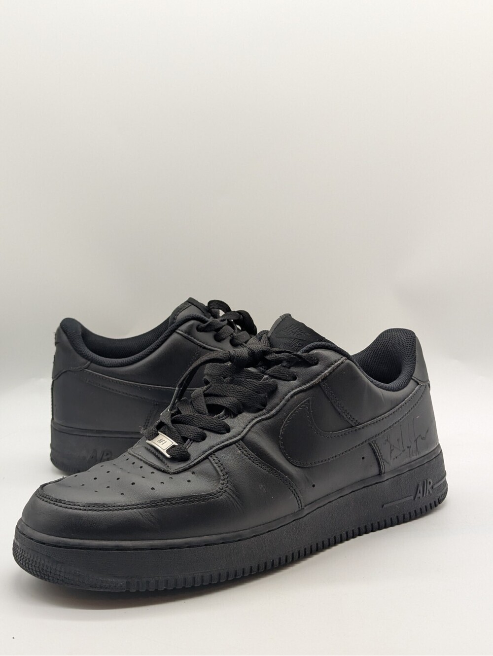Nike Air Force 1 Low '07 Mens Size 13 Triple Black Shoes Sneakers CW2288-001